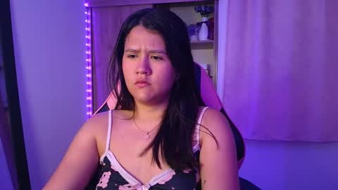 Olivia online show from 03/23/26, 12:09