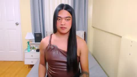 Snapshot of olivia_xxo chatting on 06/26/26, 03:05 olivia_xxo online show from 06/26/26, 03:05