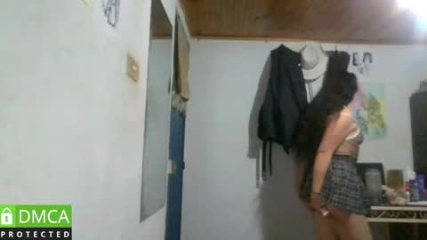 oliviabluee10 online show from 12/23/24, 05:49