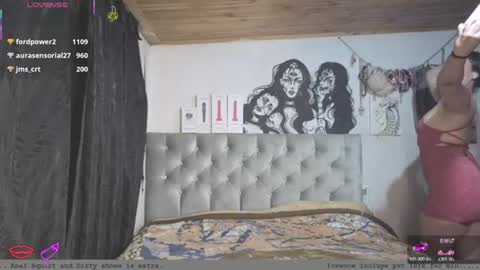 oliviabluee10 online show from 06/30/26, 04:35