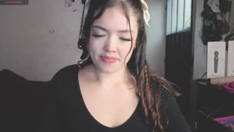 oliviabluee10 online show from 08/02/26, 09:35