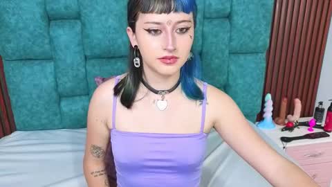 Snapshot of oliviabonnie chatting on 03/01/26, 06:54 oliviabonnie online show from 03/01/26, 06:54