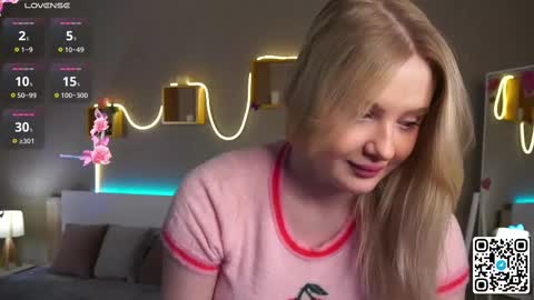 Olivia online show from 02/21/25, 02:06