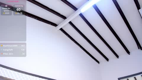 Snapshot of oliviaburningmilf chatting on 01/18/25, 02:14 Olivia Burning online show from 01/18/25, 02:14