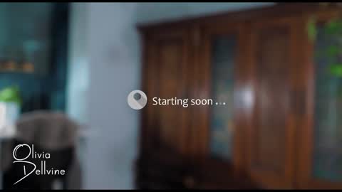 Snapshot of oliviadellvine chatting on 12/19/24, 01:28 Olivia online show from 12/19/24, 01:28