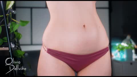 Snapshot of oliviadellvine chatting on 01/26/25, 01:41 Olivia online show from 01/26/25, 01:41