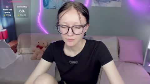 Snapshot of oliviagorgeous chatting on 06/17/26, 12:07 OliviaGorgeous online show from 06/17/26, 12:07