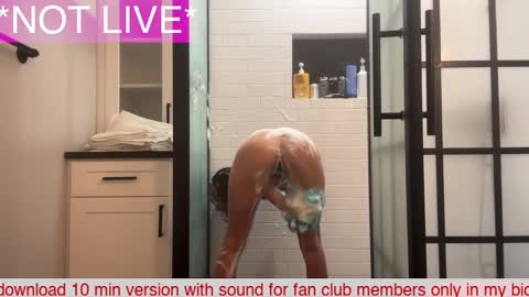 Olivia online show from 03/12/25, 12:42