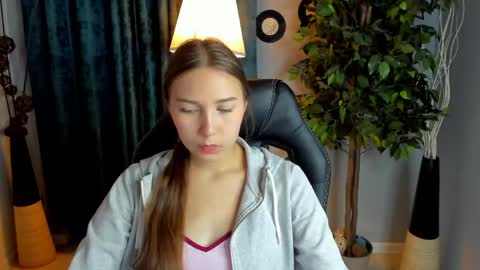 olivialangs online show from 05/15/26, 11:06
