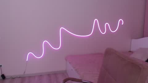 Olivia online show from 12/02/24, 04:31