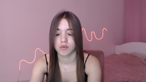 Olivia online show from 12/25/24, 04:11