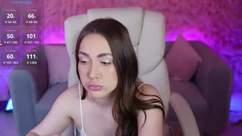 Olivia online show from 03/23/26, 07:01