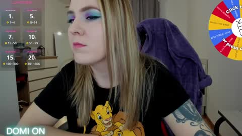 Snapshot of oliviamunk chatting on 12/07/24, 07:05 . online show from 12/07/24, 07:05