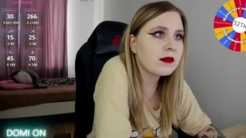 Snapshot of oliviamunk chatting on 02/06/25, 10:59 . online show from 02/06/25, 10:59