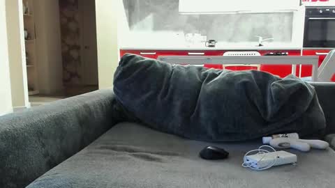 oliviamuur online show from 03/24/26, 07:52