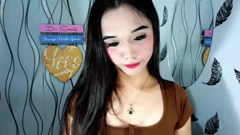 NICOLE online show from 05/22/26, 08:42