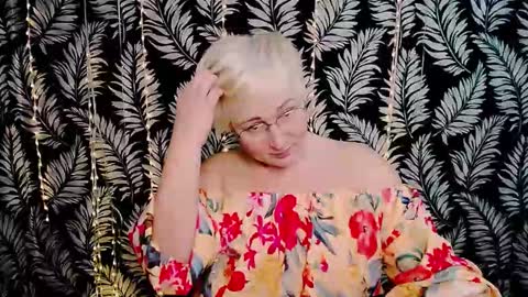 Kelly online show from 02/28/26, 01:01