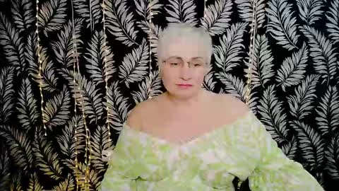 Kelly online show from 04/20/26, 10:29