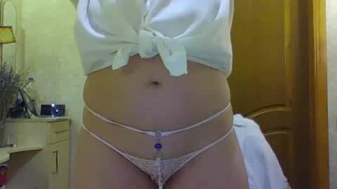 oliviaparadise online show from 12/16/24, 05:11