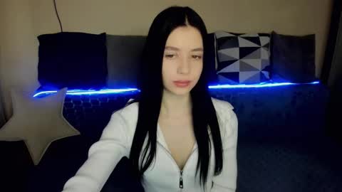 oliviarichi online show from 01/06/26, 08:51