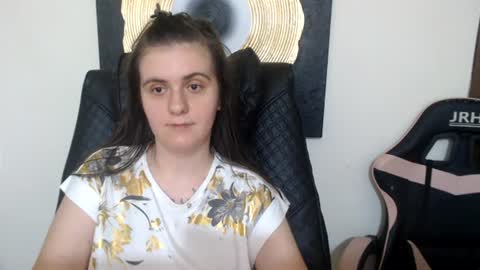 Snapshot of oliviasager chatting on 07/08/26, 10:25 Mistress Olivia online show from 07/08/26, 10:25