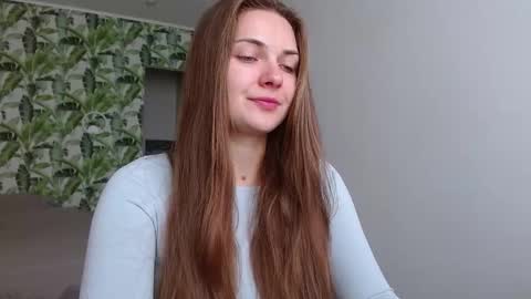 Olivia online show from 10/04/25, 04:32