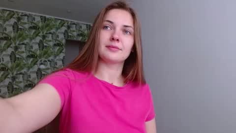 Olivia online show from 11/03/25, 05:20