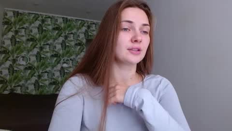 Olivia online show from 11/09/25, 05:28