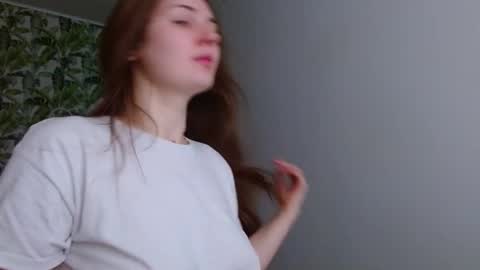 Olivia online show from 03/19/26, 05:22