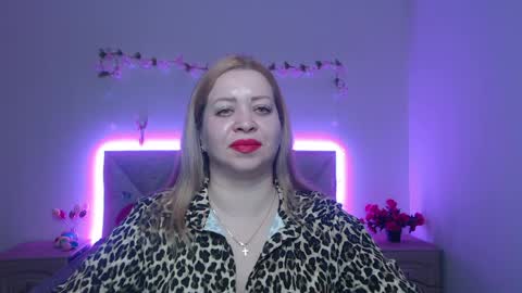 Oliviaverr online show from 04/10/26, 01:05