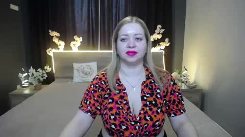 Oliviaverr online show from 04/25/26, 12:19