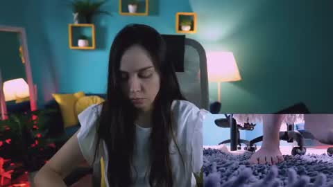 oliviaweles online show from 08/05/26, 10:51