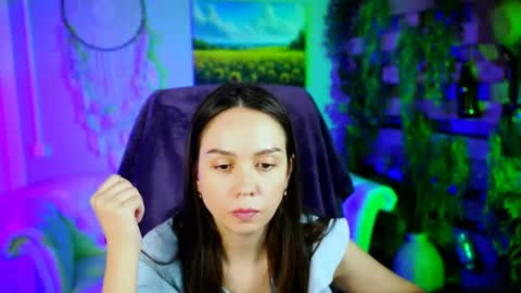 oliviaweles online show from 08/07/26, 08:16