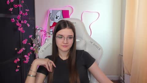 Olivia online show from 03/06/26, 06:32