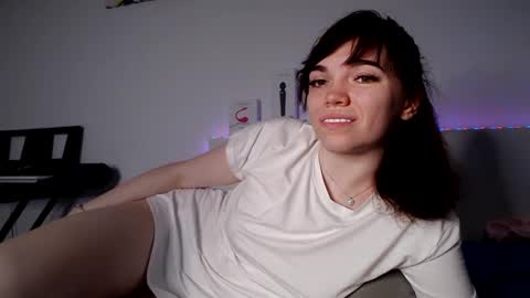 Snapshot of olivka_flower chatting on 12/05/24, 11:29 Angelina Lina online show from 12/05/24, 11:29