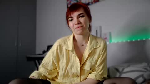 Snapshot of olivka_flower chatting on 02/07/25, 01:25 Angelina Lina online show from 02/07/25, 01:25