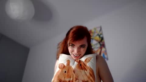 Snapshot of olivka_flower chatting on 02/12/25, 07:02 Angelina Lina online show from 02/12/25, 07:02