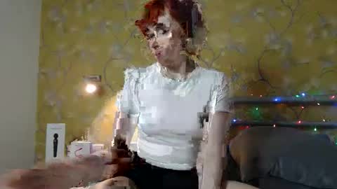 Snapshot of olivka_flower chatting on 09/18/25, 07:05 Angelina Lina online show from 09/18/25, 07:05