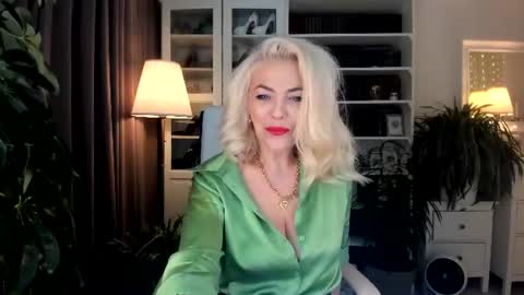Snapshot of ollalla7 chatting on 07/29/26, 03:43 ollalla7 online show from 07/29/26, 03:43
