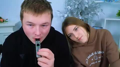 Olli and Stiw online show from 11/25/25, 08:25