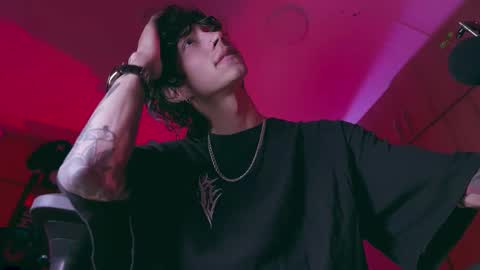     online show from 10/29/25, 11:50