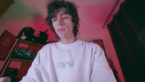     online show from 01/10/26, 02:13