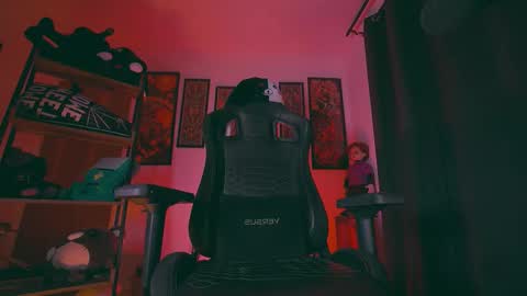     online show from 03/13/26, 03:02