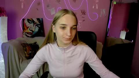 Snapshot of ollivia_dream chatting on 04/28/26, 05:45 Ollivia online show from 04/28/26, 05:45