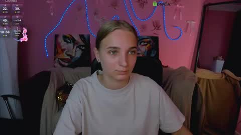 Snapshot of ollivia_dream chatting on 06/02/26, 06:04 Ollivia online show from 06/02/26, 06:04