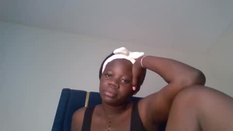 ollleina online show from 03/12/26, 08:53