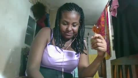 olyvienne90 online show from 01/14/26, 09:37