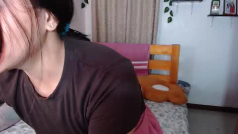 Snapshot of omariaennaid chatting on 09/12/25, 12:00 Angel online show from 09/12/25, 12:00