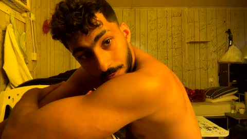 omarsami998 online show from 01/30/25, 08:22