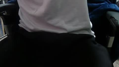 Snapshot of omegapogchamp chatting on 09/20/25, 04:57 omegapogchamp online show from 09/20/25, 04:57